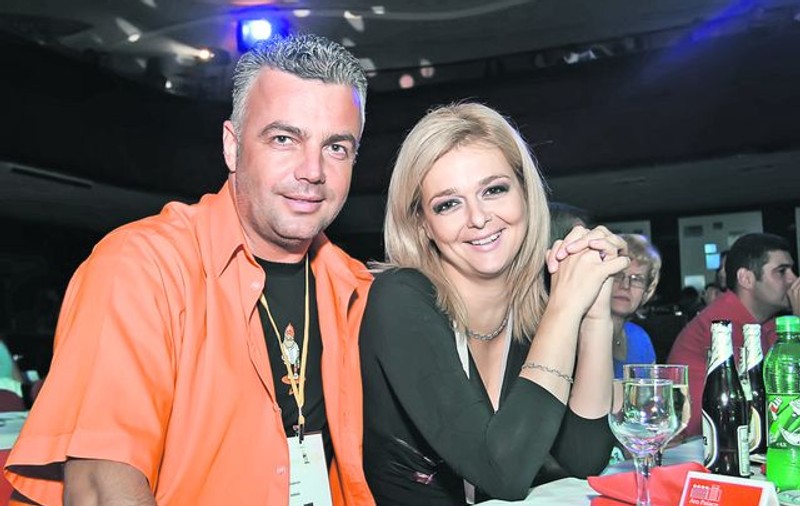Povestea lui Adrian Enache şi a Iulianei Marciuc e de telenovelă