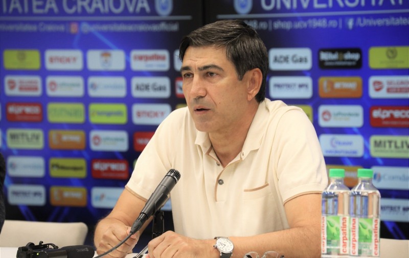 Victor Pițurcă, prezentat oficial de Universitatea Craiova: ”Veți vedea o echipă ofensivă”. E manager general pentru trei ani: ”Vreau titlul”