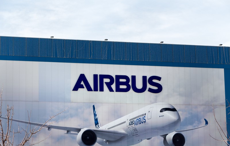 Administraţia Federală a Aviaţiei din SUA investighează titanul folosit în unele avioane Boeing şi Airbus