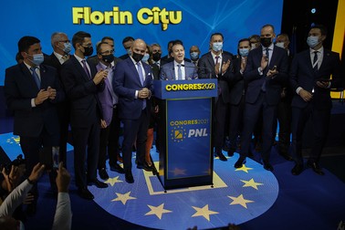 Florin Cîțu, după ce a fost ales președinte PNL la congresul din septembrie 2021. Foto: Octav Ganea / Inquam Photos