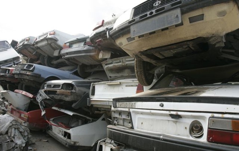 Onţanu adună vehiculele părăsite