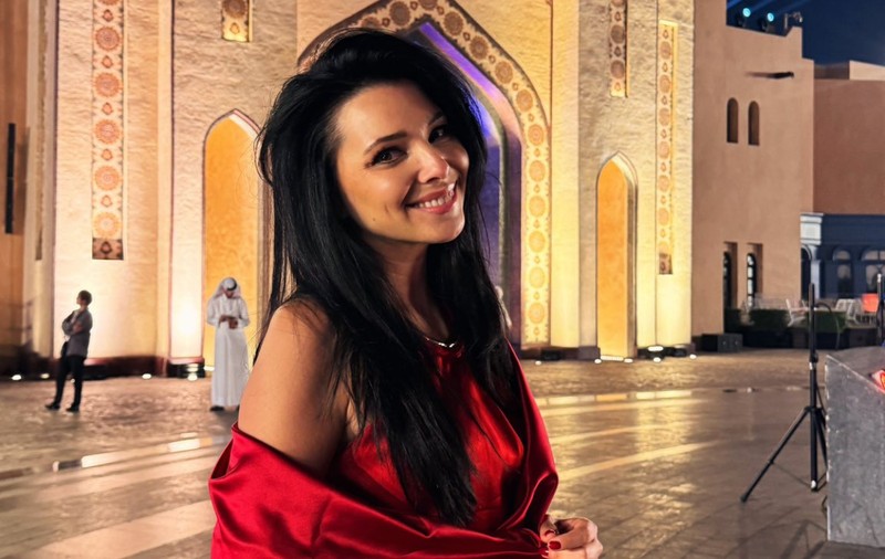 Ce i s-a întâmplat Corinei Caragea când a ajuns în Doha. Prezentatoarea a fost uimită: „Mă uit cu atenție în oglindă, nu mi se pare! Ce surpriză”