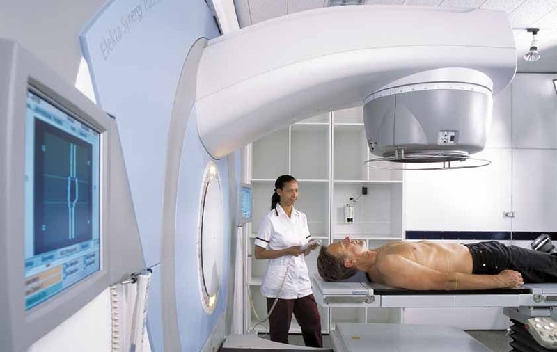 Se deschide primul centru privat de excelenţă pentru tratarea cancerului din România