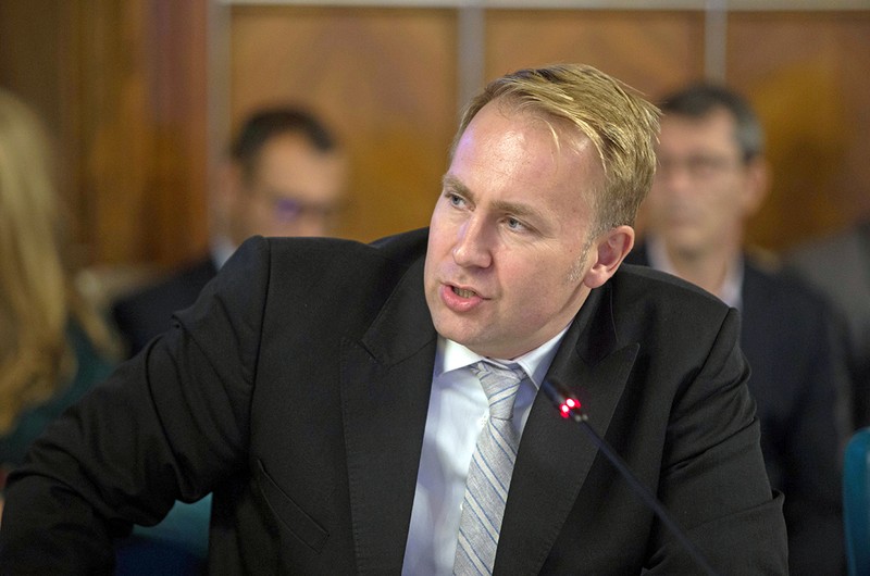 Victor Sebastian Costache, ministrul Sănătății / Hepta
