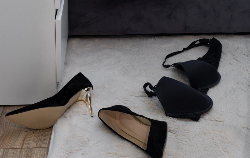 O tânără a fost tâlhărită și mușcată, în Cluj, de un bărbat de 35 de ani, după un moment de intimitate