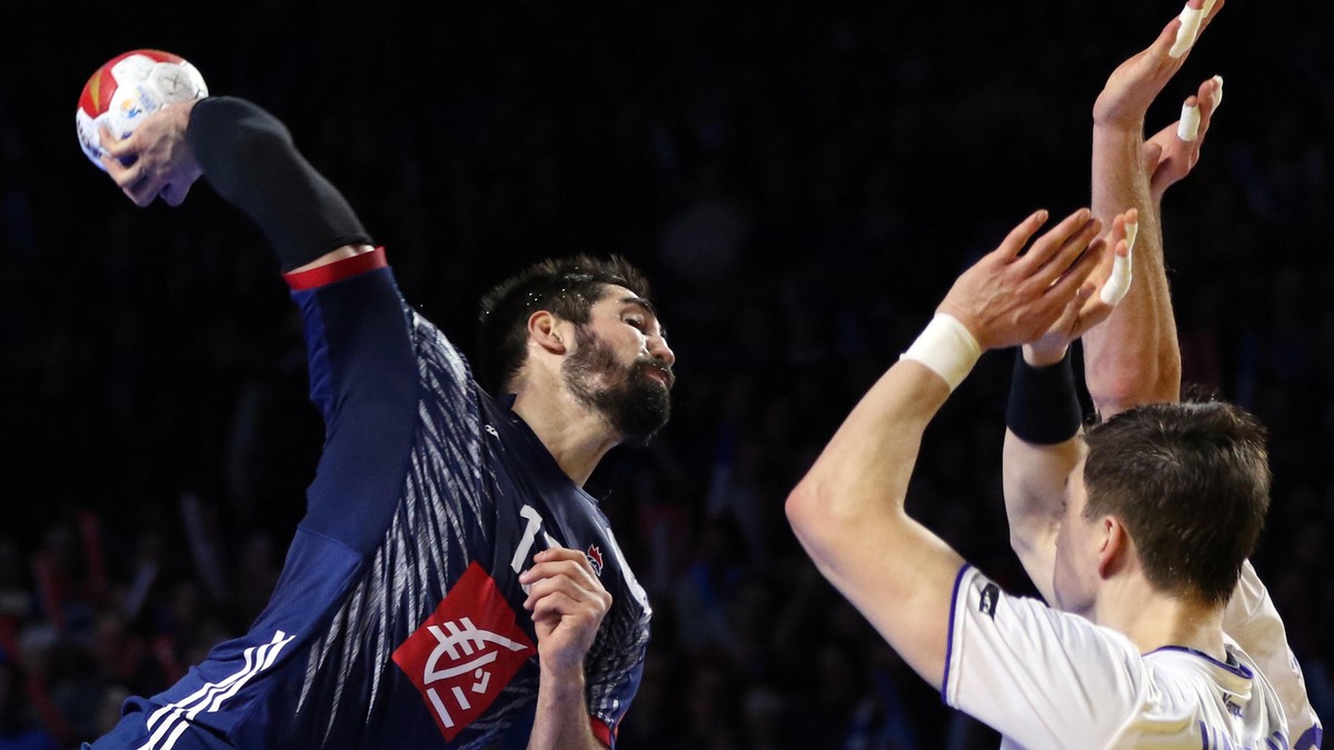 Sferturile de finală de la Campionatul Mondial de handbal masculin 2017. Nikola Karabatic, stânga, conduce Franâa spre titlu