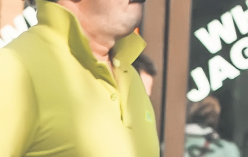 Romică Țociu face "biluţe" la volan