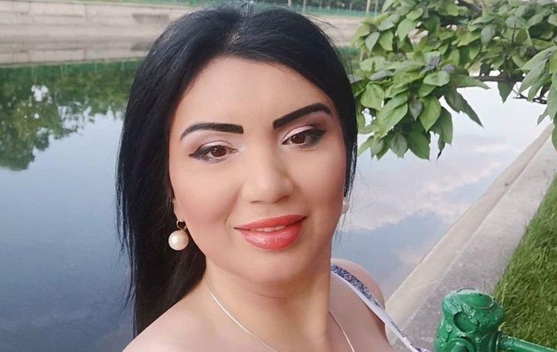 Adriana Bahmuțeanu, primele declarații după ce iubitul grec a fost săltat de mascați. Bărbatul, băgat în carantină la Techirghiol