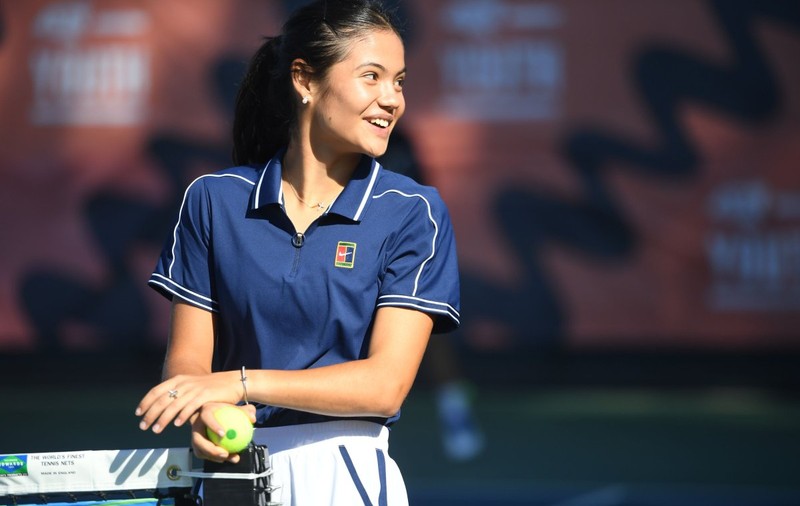Emma Răducanu, mesaj în română înaintea turneului de la Cluj. Aplaudată după ce a stâlcit câteva cuvinte