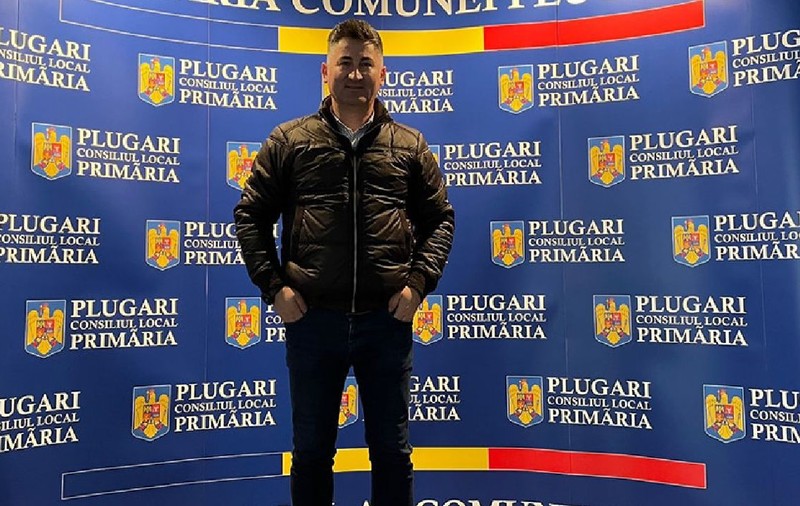 Primarul singurei comune din Iași în care a câștigat Crin Antonescu cere demisia conducerii PNL: „Poate peste 3 ani vă găsiți un loc de muncă”