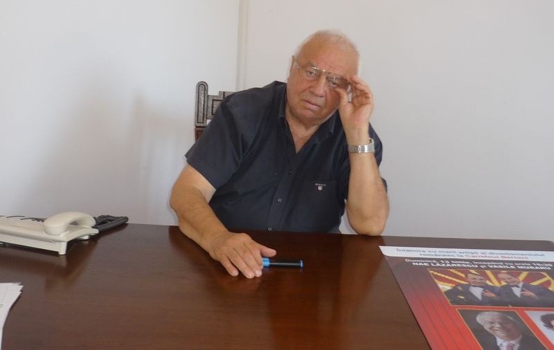 EXCLUSIV/ Alexandru Arșinel își neglijează sănătatea de dragul partenerei sale. Sacrificiu în numele soției!