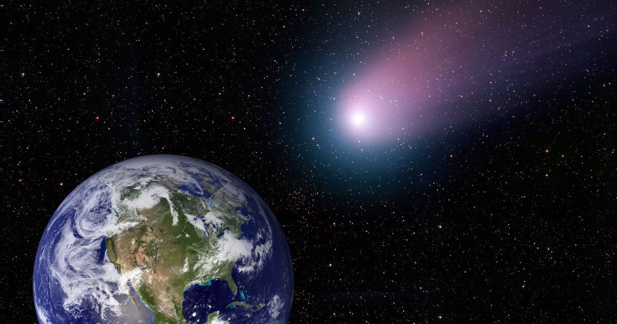 Cometa se indreapta spre Pământ