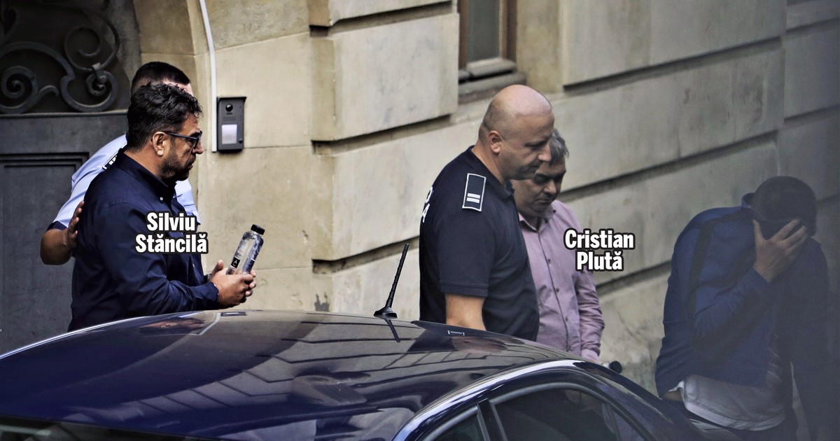 Silviu Stăncilă (stânga) și Cristian Plută (dreapta), ieșind din Curtea de Apel București, pe 19 septembrie 2023. Foto- Dumitru Angelescu _ Libertatea