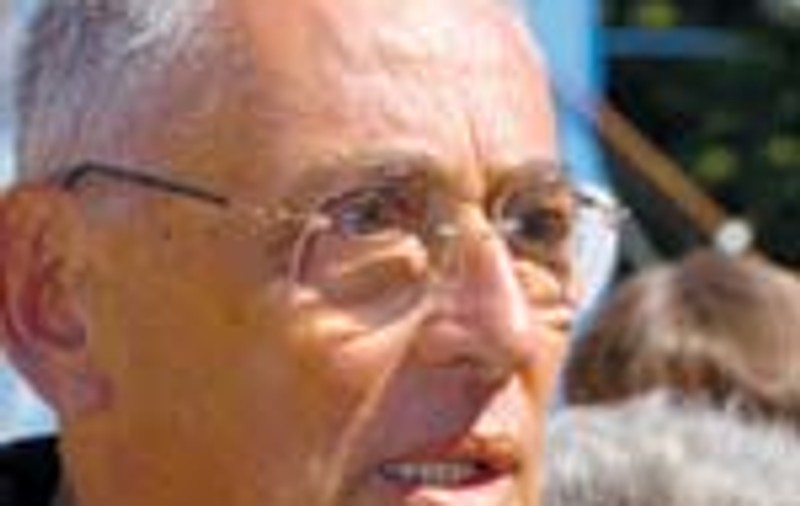 Nu poate ajunge la inmormantare