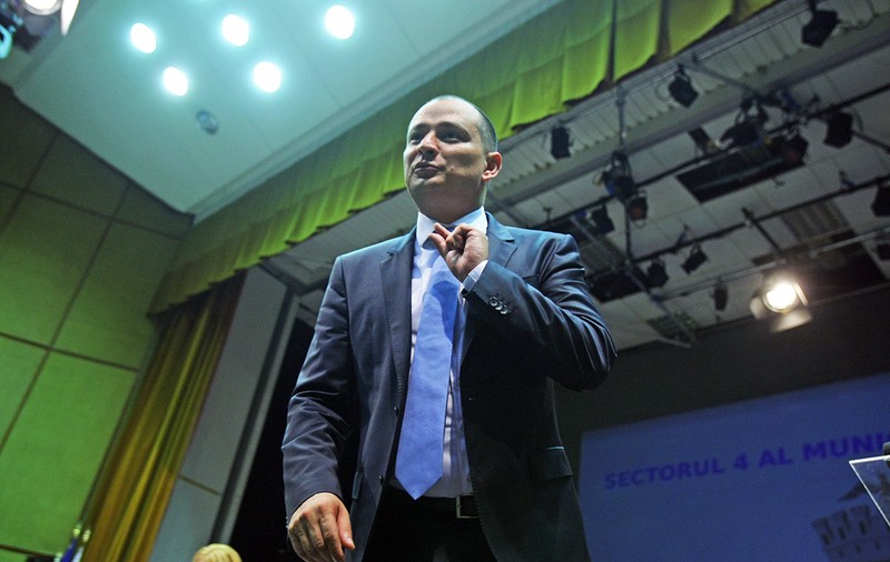 Primăria Sectorului 4, condusă de Daniel Băluță (PSD), a dat 30.000 de euro, bani publici, pentru a se promova pe site-uri anti-PSD!