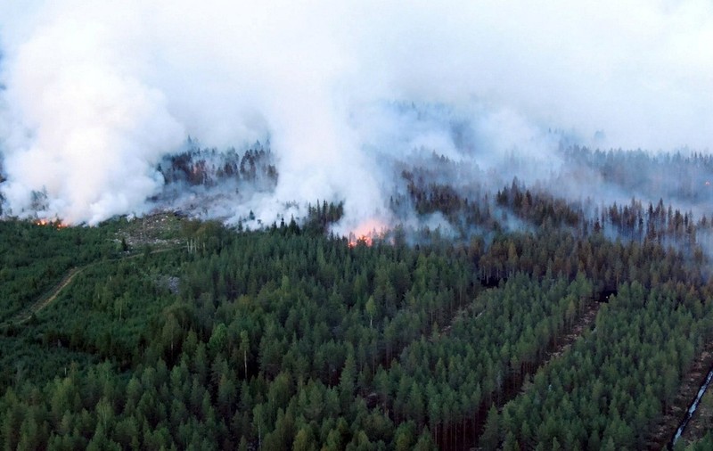 Finlanda se confruntă cu cel mai mare incendiu forestier din ultimii 50 de ani