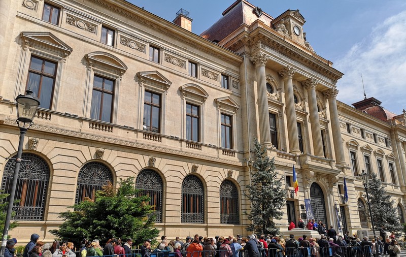 Una dintre cele mai frumoase clădiri din București și-a deschis porțile pentru public, la 139 de ani de la înființare. Palatul Vechi al BNR arată exact ca în 1880!