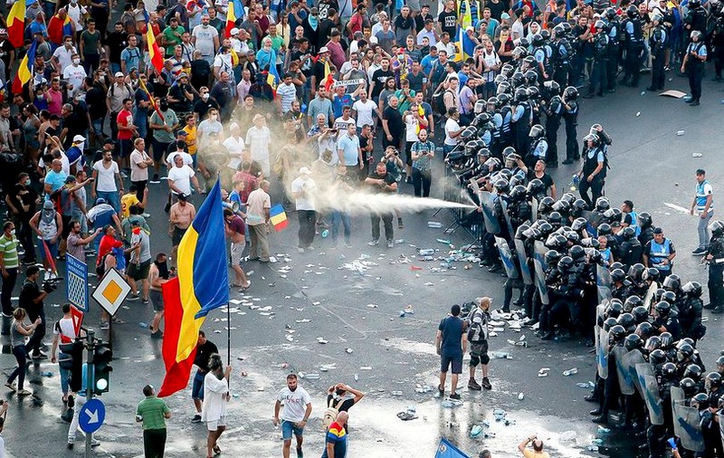 Şeful Jandarmeriei: Intervenţia la protestul din 10 august 2018 a respectat legea