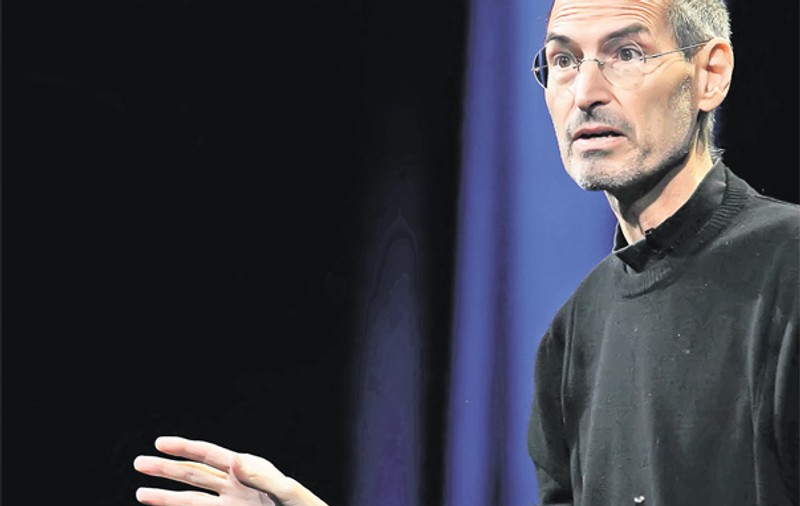 Steve Jobs a băut o sticlă de insecticid