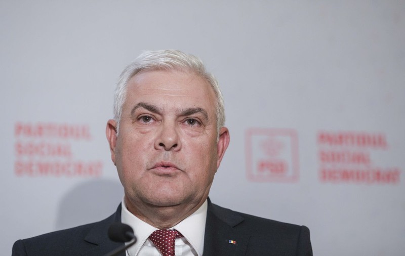 G4Media: Ministrul apărării nu figurează că ar fi intrat în Arhivele Vrancea, deși în teza de doctorat citează dosarele instituției. Istoricul care a făcut documentarea: „A fost sarcină de serviciu”
