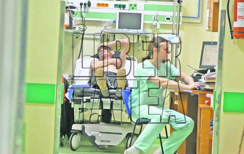 Tatăl lui Moni e bolnav de cancer