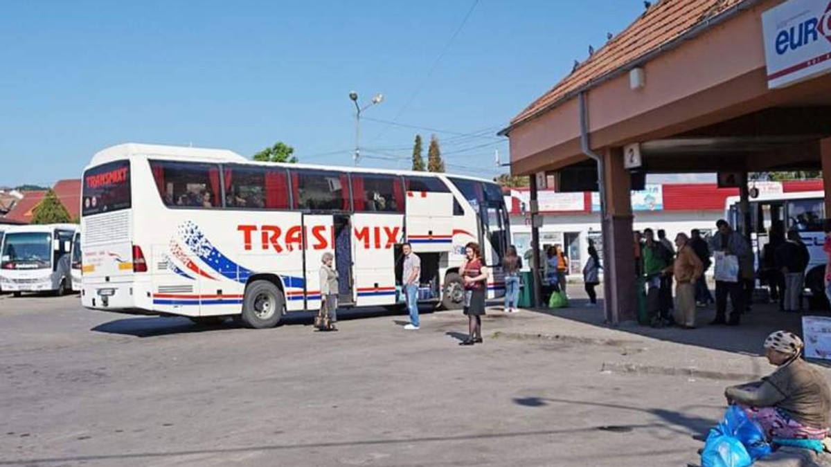 Greva generală în transporturile auto private. Unde nu circulă autobuzele și microbuzele