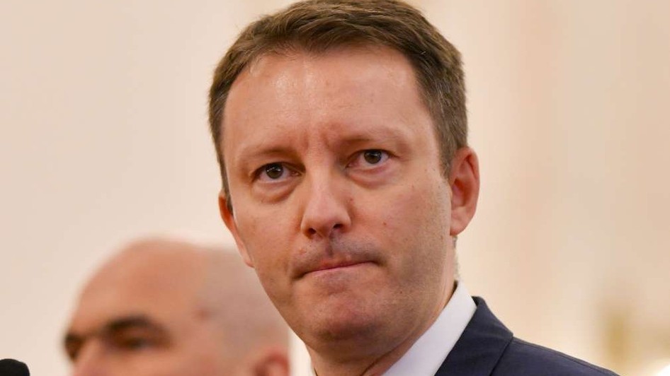 Premierul desemnat Siegfried Mureșan la o conferință de presă în Parlament. Foto: Hepta