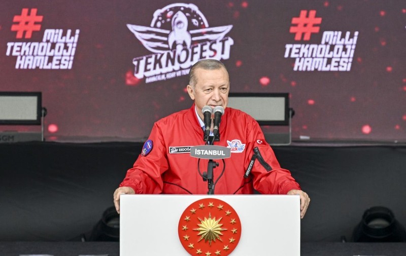 Recep Erdogan a apărut din nou în public după ce renunțase să mai participe la evenimente din cauza unei gastroenterite