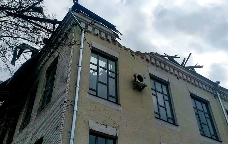 Trupele ruse au bombardat biblioteca din Cernihiv, monument istoric vechi de peste un secol