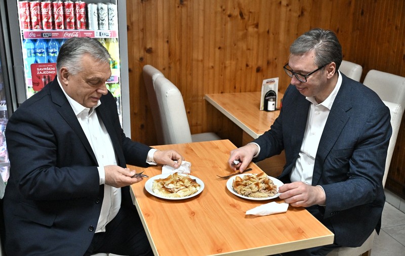 Aleksandar Vucic anunță dejucarea unui complot lângă granița cu Ungaria. Liderul opoziției ungare avea informații despre o înscenare înainte de alegeri