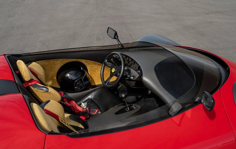 Cel mai urât Ferrari din lume a costat 109.250 de euro și a fost parcat o vreme într-o sufragerie. Ferrari Conciso e unicat
