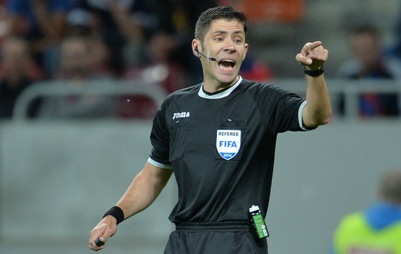 Semifinală de Campionat European condusă de un arbitru din România