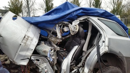 Nimic n-a mai rămas din autoturismul în care a murit fiul ambulanțierei. Foto: RTL Nieuws