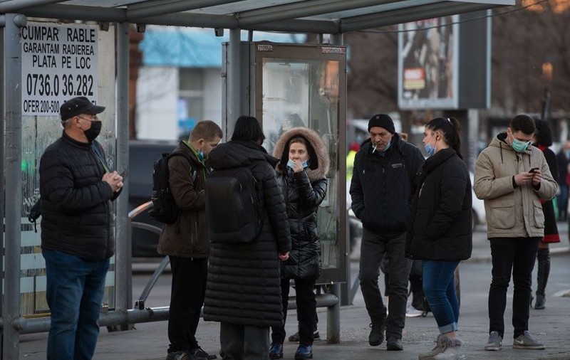 Aproape toate județele sunt în scenariul roșu. București are cele mai multe cazuri noi de COVID-19