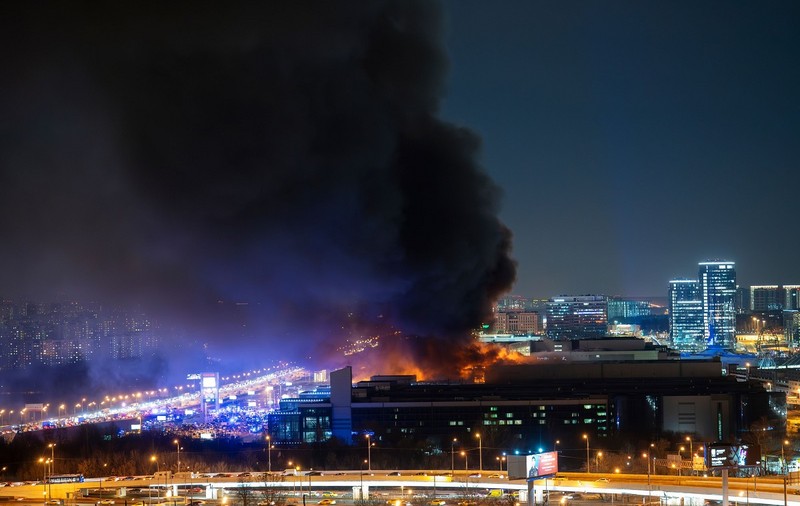 Numărul răniților în atacul terorist din Crocus City Hall a crescut la 551 de persoane, anunță Ministerul Situațiilor de Urgență din Rusia
