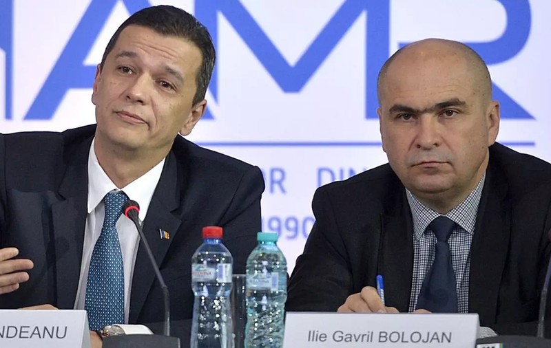 Rotația premierilor PNL-PSD în 2025-2028. Ce prevede acordul de guvernare și când preiau social-democrații funcția de prim-ministru
