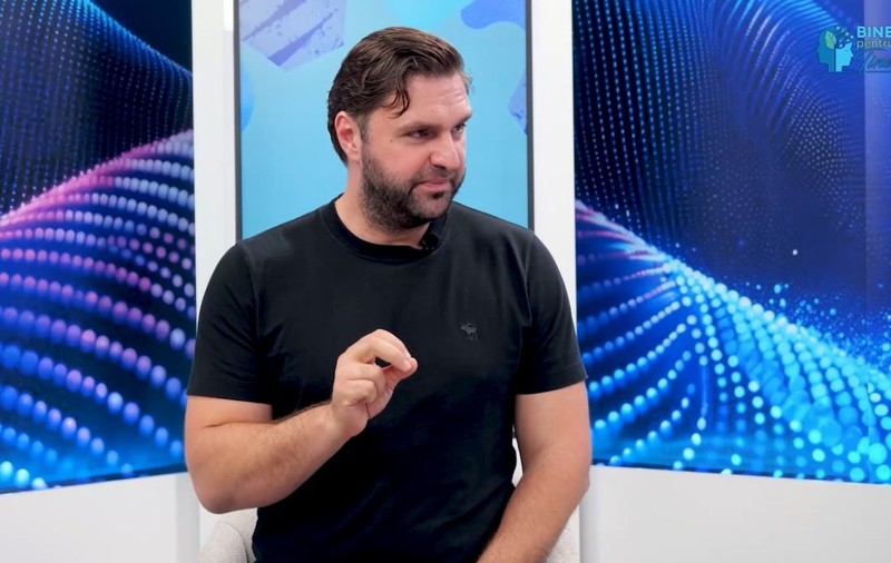 Dr. Costin Dămășaru, soluția reală de decontaminare digitală: „Răspunsul este întotdeauna familia”