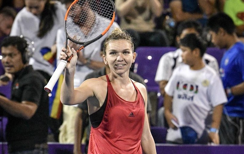 Și-a făcut singură cadoul de Crăciun! Simona Halep - Karolina Pliskova, victorie în finala turneului demonstrativ din Thailanda! / FOTO&VIDEO