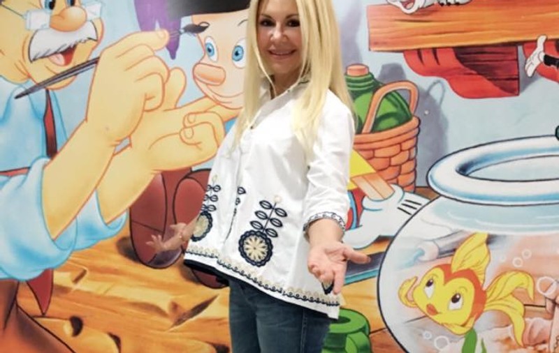 Mama lui Dan Bălan a împlinit 59 de ani. Ce cadou originar i-a făcut artistul Ludmilei. “Este o minune”
