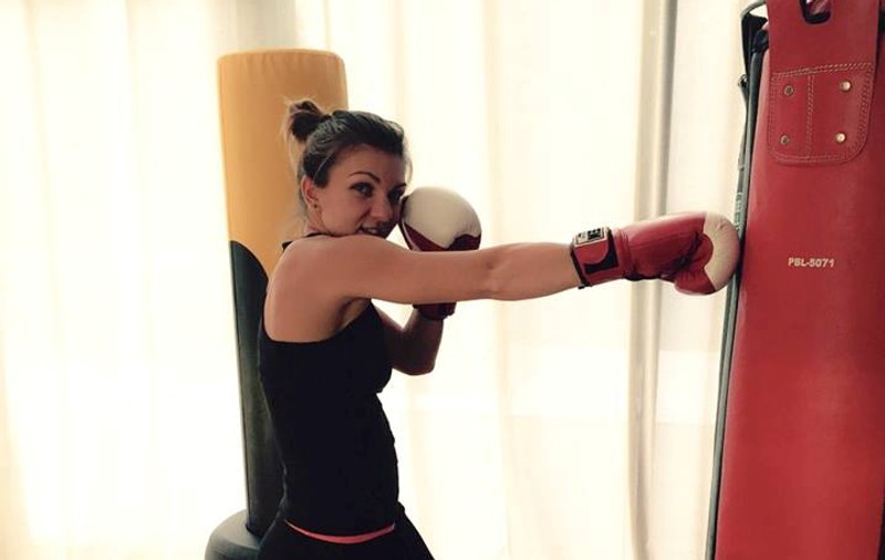 Senzațional! Simona Halep a dat tenisul pe box! 