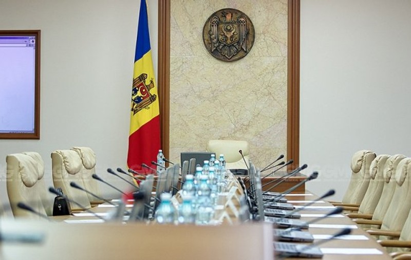 Scandal în Parlamentul de la Chișinău. Deputații vor să învestească un nou Guvern, deși Curtea Constituţională a decis că actualul Legislativ nu mai are dreptul să funcționeze
