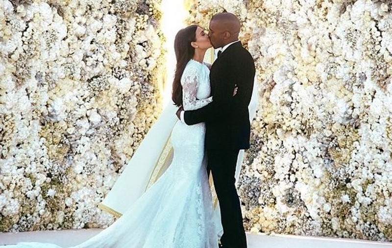 O fotografie postată de Kim Kardashian a devenit cea mai apreciată din ISTORIA INSTAGRAM