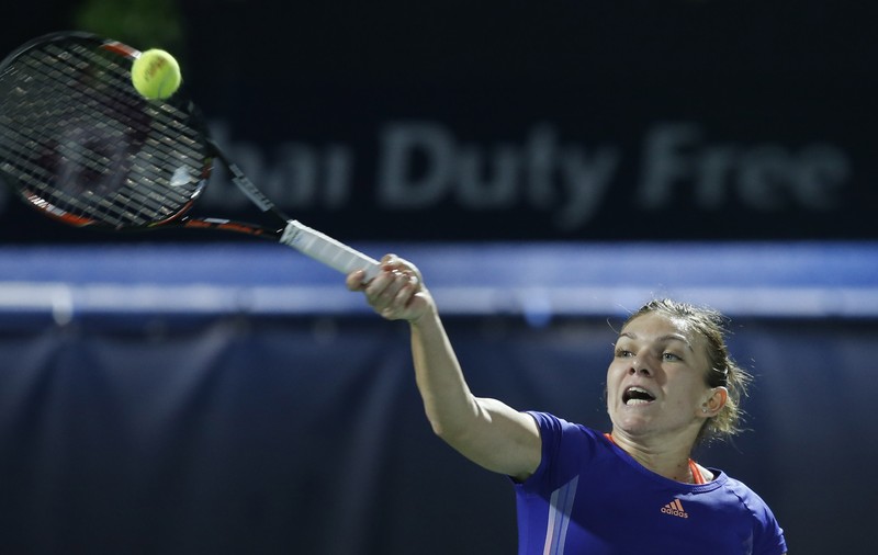 Simona Halep a avut un "meci" cu poliţiştii din România! ^"Şi eu am păţit-o!". Ce a spus despre cetăţeanul amendat pentru că se grăbea s-o vadă jucând şi a fost amendat