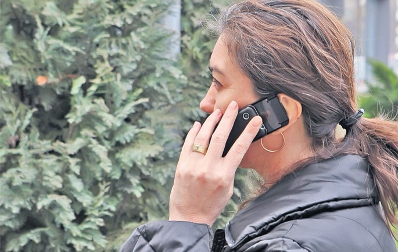 Scade factura la telefon! De la 1 aprilie vorbim mai ieftin atât la mobil, cât şi pe fix