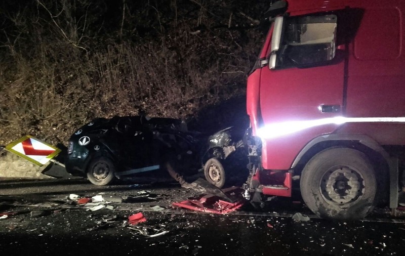 Doi bărbaţi au murit în urma unui accident produs pe Valea Oltului