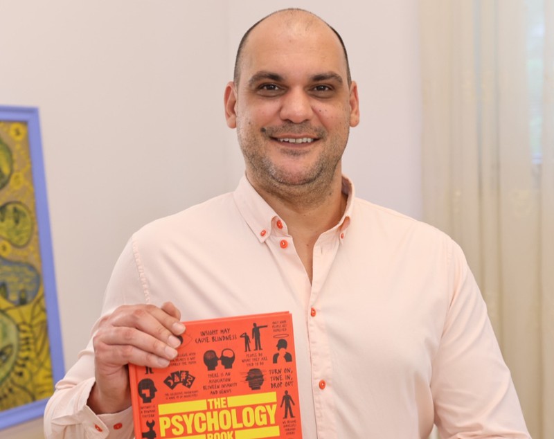 De Black Friday, mulți români cumpără produse de care nu au nevoie. Cumpărătorii compulsivi și fenomenul „FOMO"