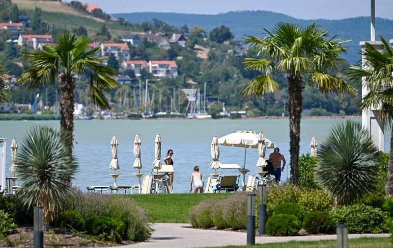 Pericolul ascuns din lacul Balaton: „Se întinde de-a lungul malului sudic, are 60 de kilometri lungime. Colacul sau vesta de salvare sunt mai ieftine decât un sicriu”