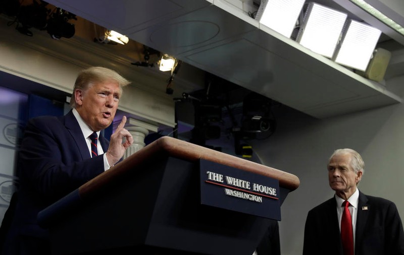 Donald Trump: "Hidroxiclorochina poate fi testată pe oamenii care mor. Dacă merge, este extraordinar. Dacă nu..."