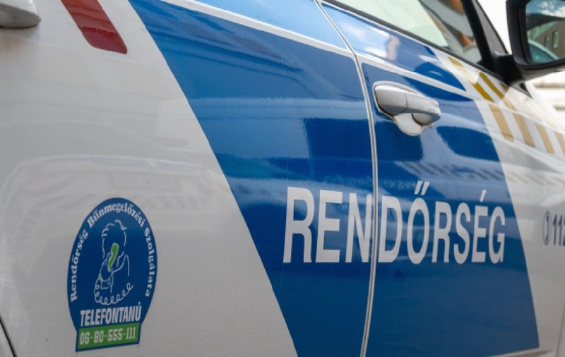 Un român a fost arestat imediat după ce polițiștii au văzut ce ascundea în apartamentul său din Ungaria