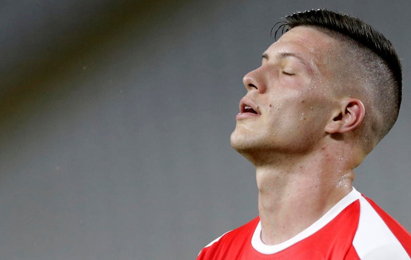 Luka Jovic, la un pas de moarte, după ce ar fi căzut de pe un zid. “Abia a supraviețuit”